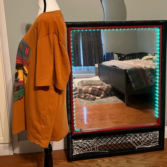 Shein curve "crusin" t-shirt - Picture 4 of 5